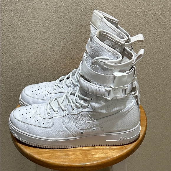 Nike SF Air Force 1 High White 903270-100 - Picture 2 of 5
